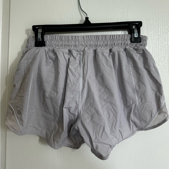 Lululemon gray hotty hot shorts - Picture 3 of 4